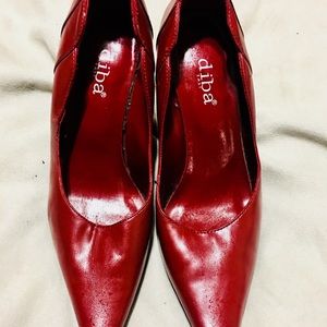 Diba burgundy wine 🍷 heels size 6